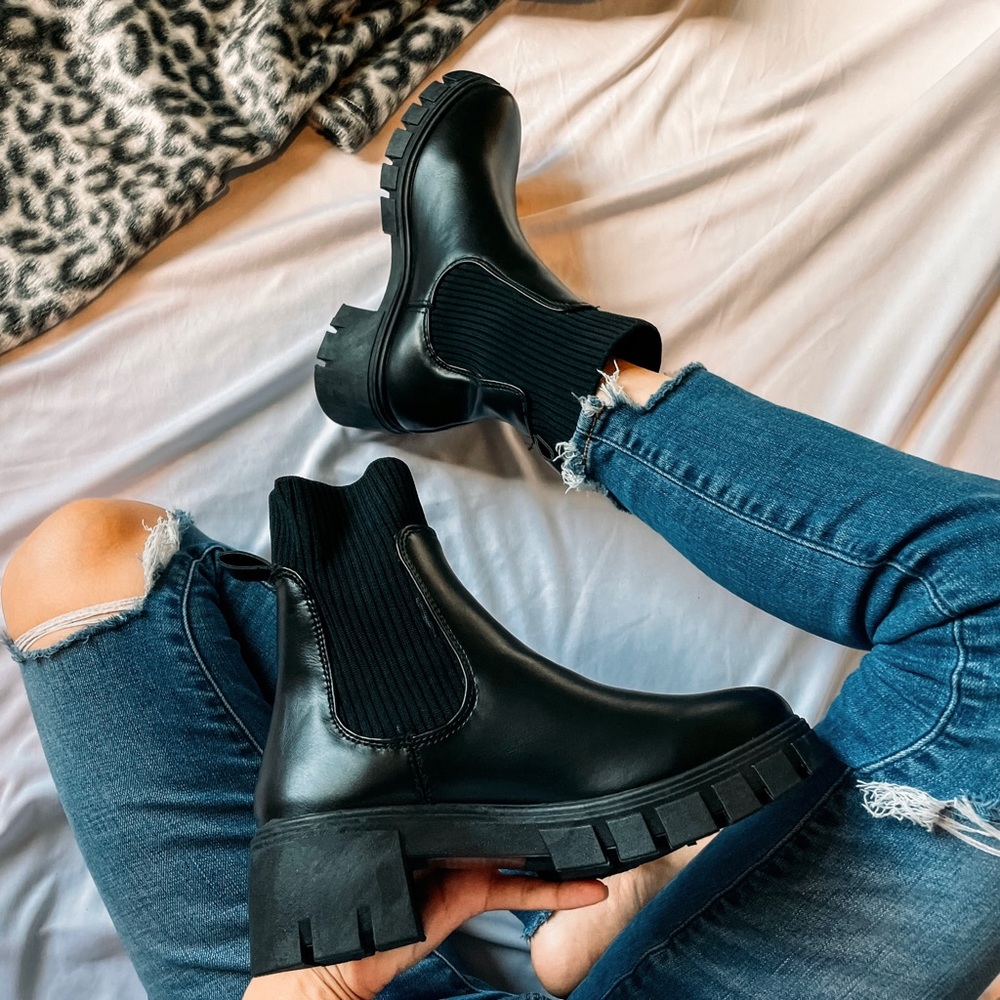 Black Chelsea boots